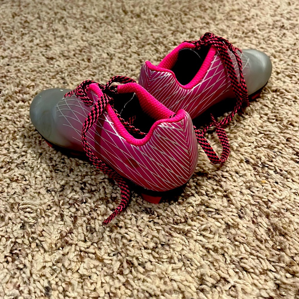 DSG girls soccer cleats